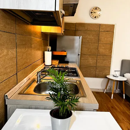 Azzurro House
