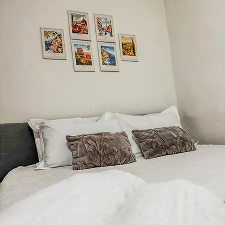 Azzurro House Lägenhet Empoli